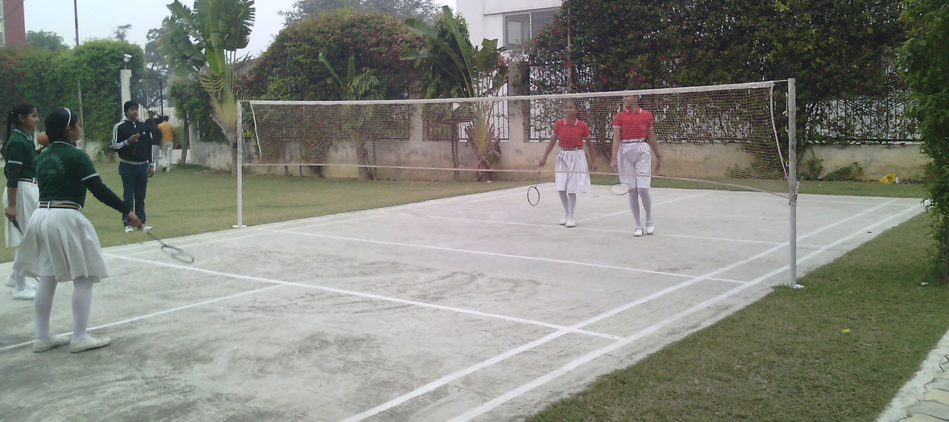Batminton Court